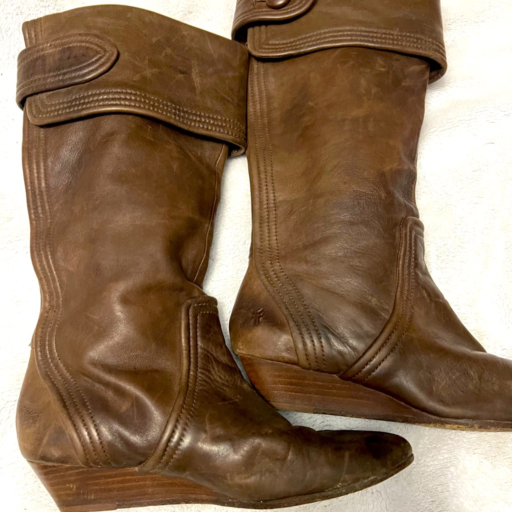 Frye Sam Button Boot